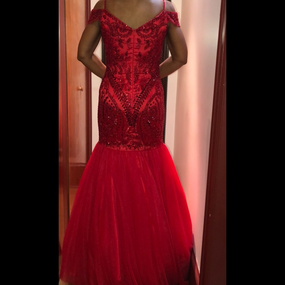 Sherri Hill Pageant Chic Dress Size 4 - Picture 6 of 9